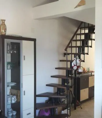 Apartment Away From - Pasman Tkon