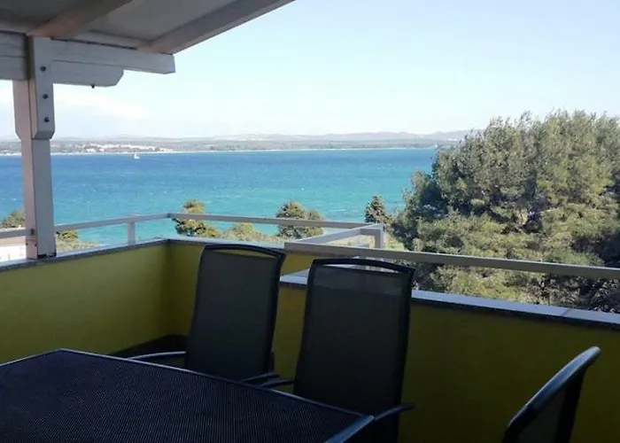 Away From - Pasman Tkon