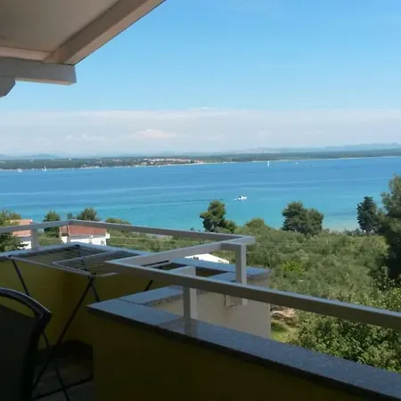 Apartment Away From - Pasman