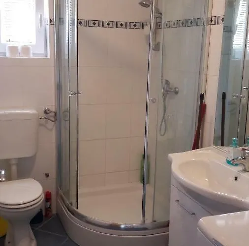 Away From - Pasman Apartment Tkon